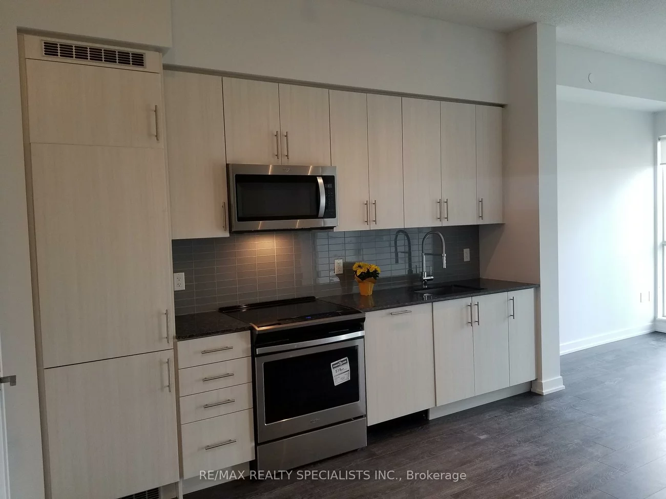 4085, Parkside Village, City Centre, Mississauga