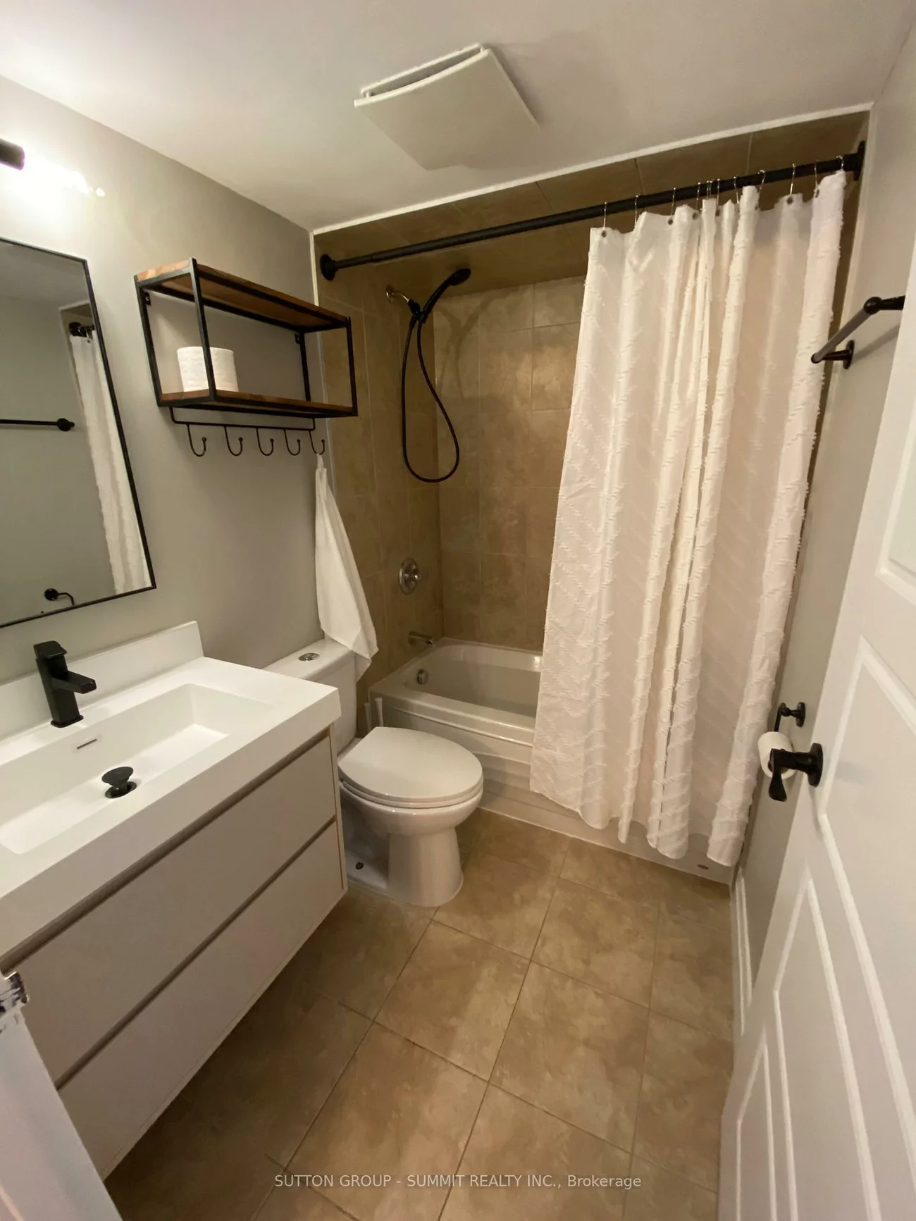2301, Derry, Meadowvale, Mississauga