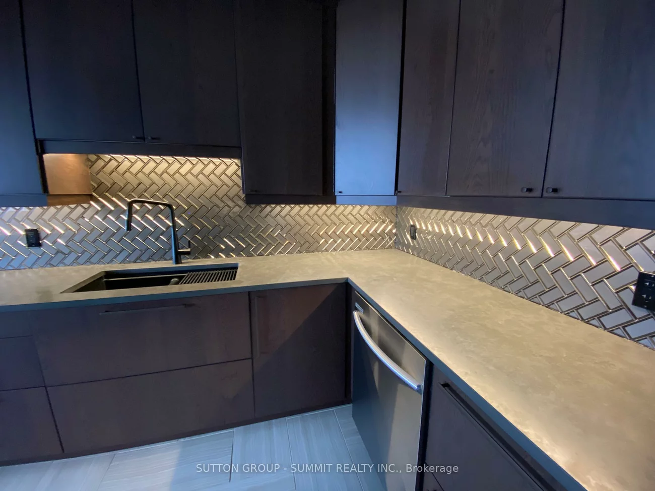 2301, Derry, Meadowvale, Mississauga
