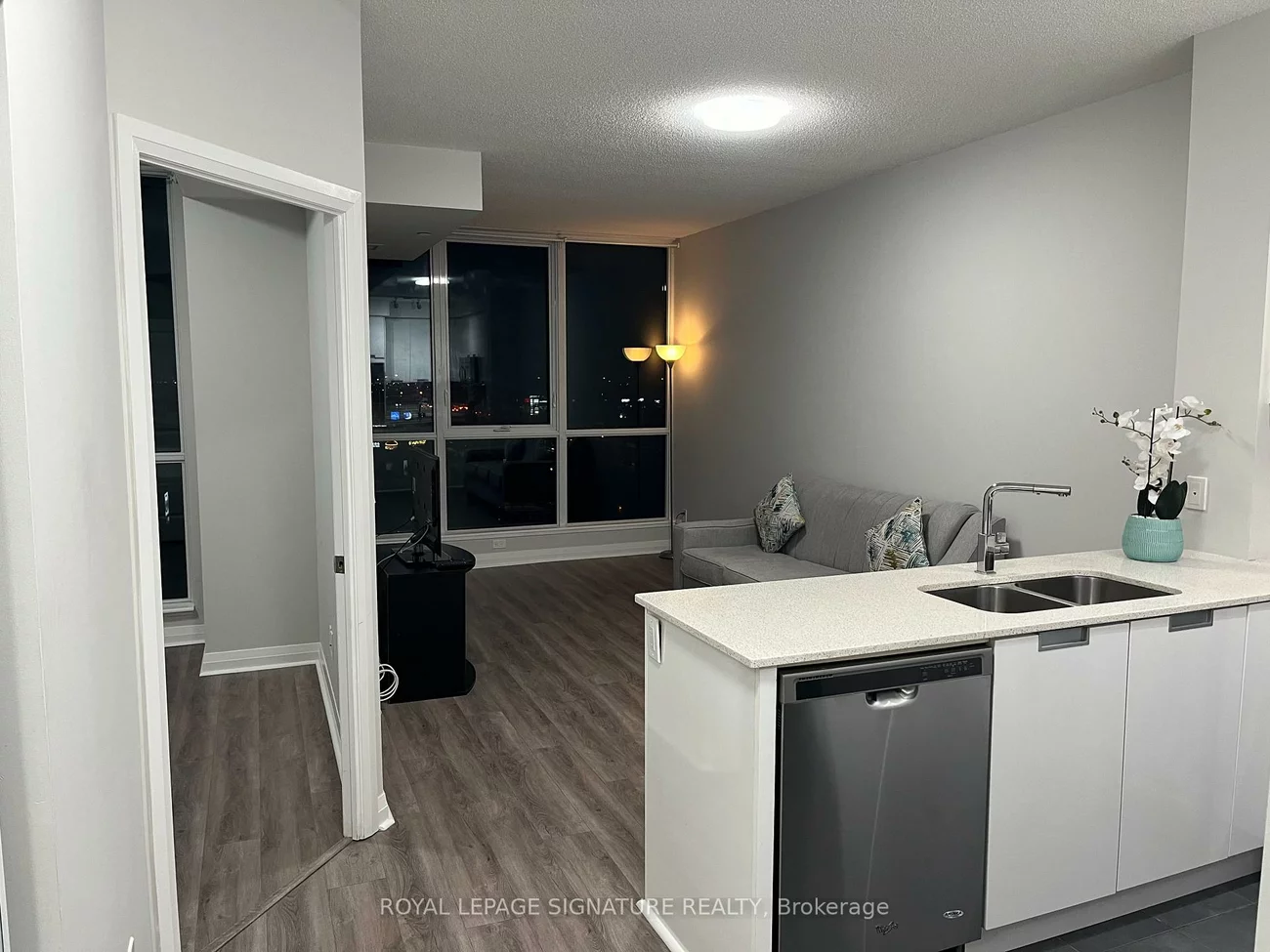 55, Eglinton, Hurontario, Mississauga
