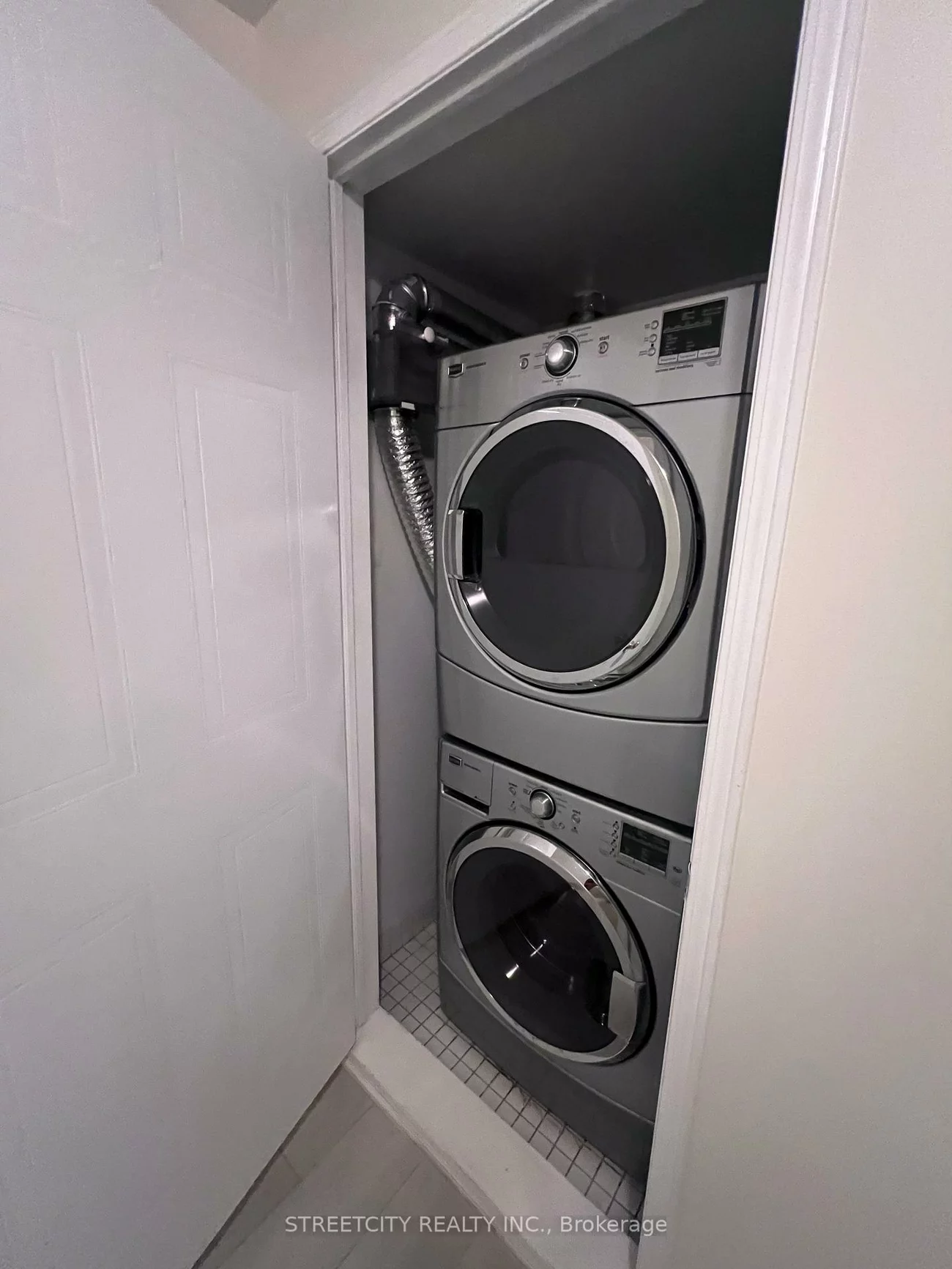 4975, Southampton, Churchill Meadows, Mississauga