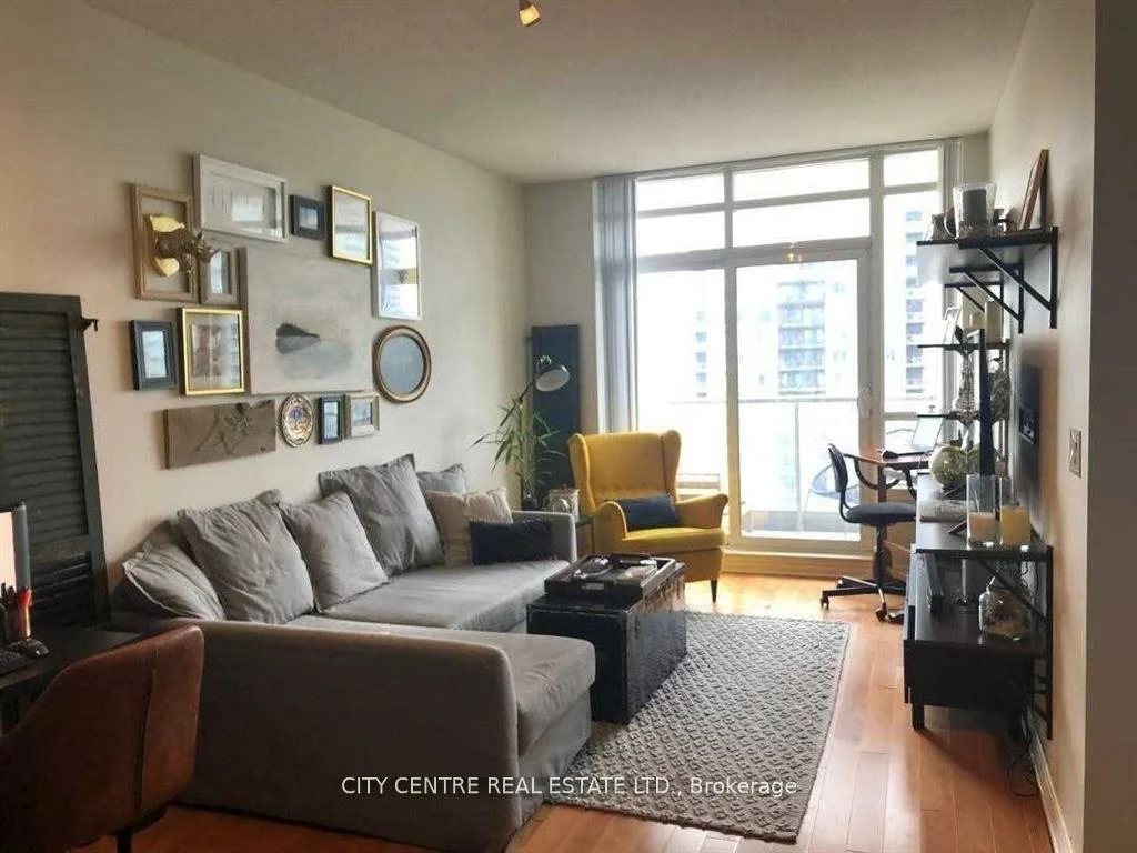 388, Prince Of Wales, City Centre, Mississauga