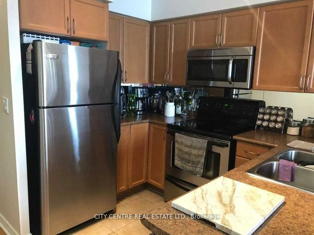 388, Prince Of Wales, City Centre, Mississauga