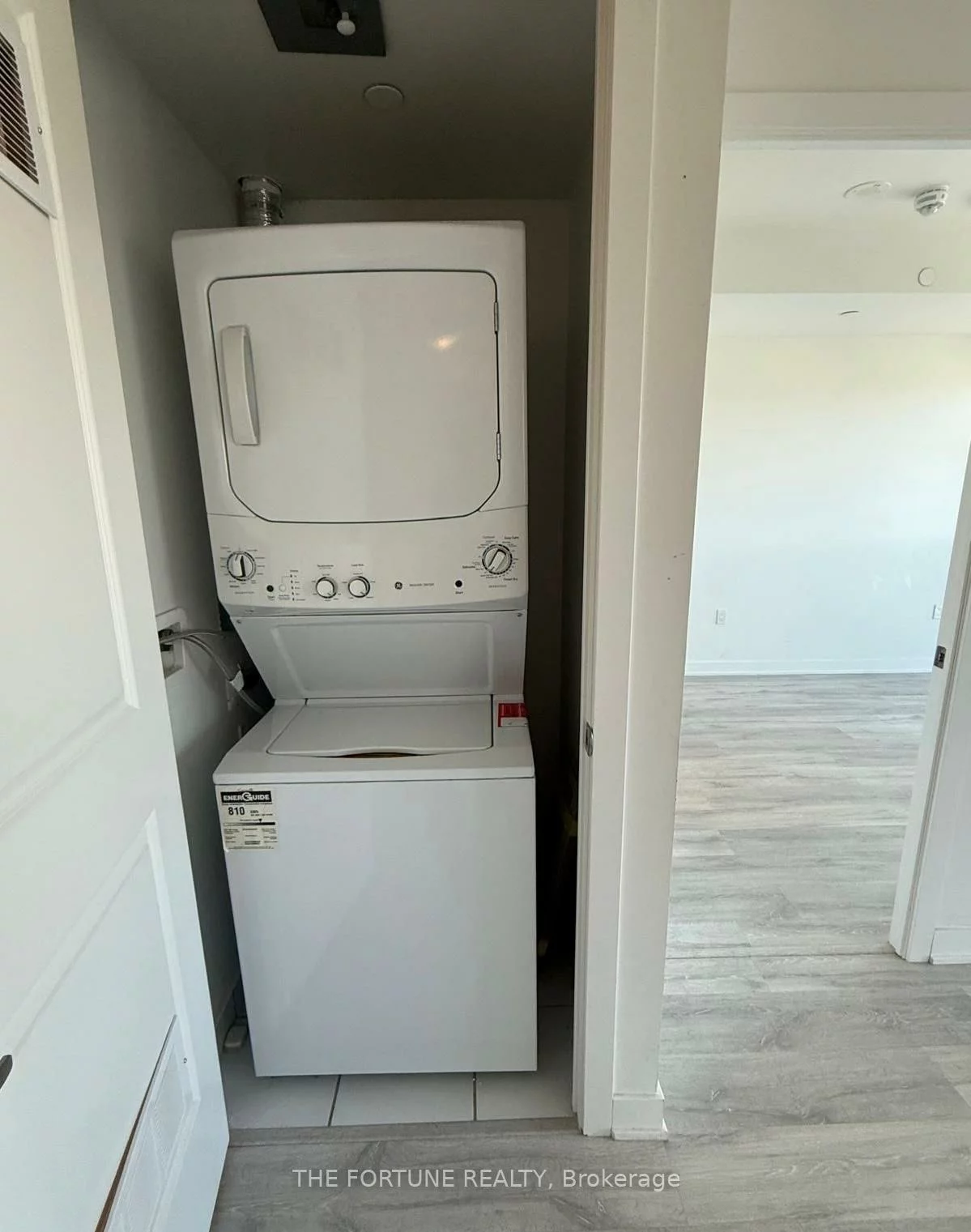 4677, Glen Erin, Central Erin Mills, Mississauga