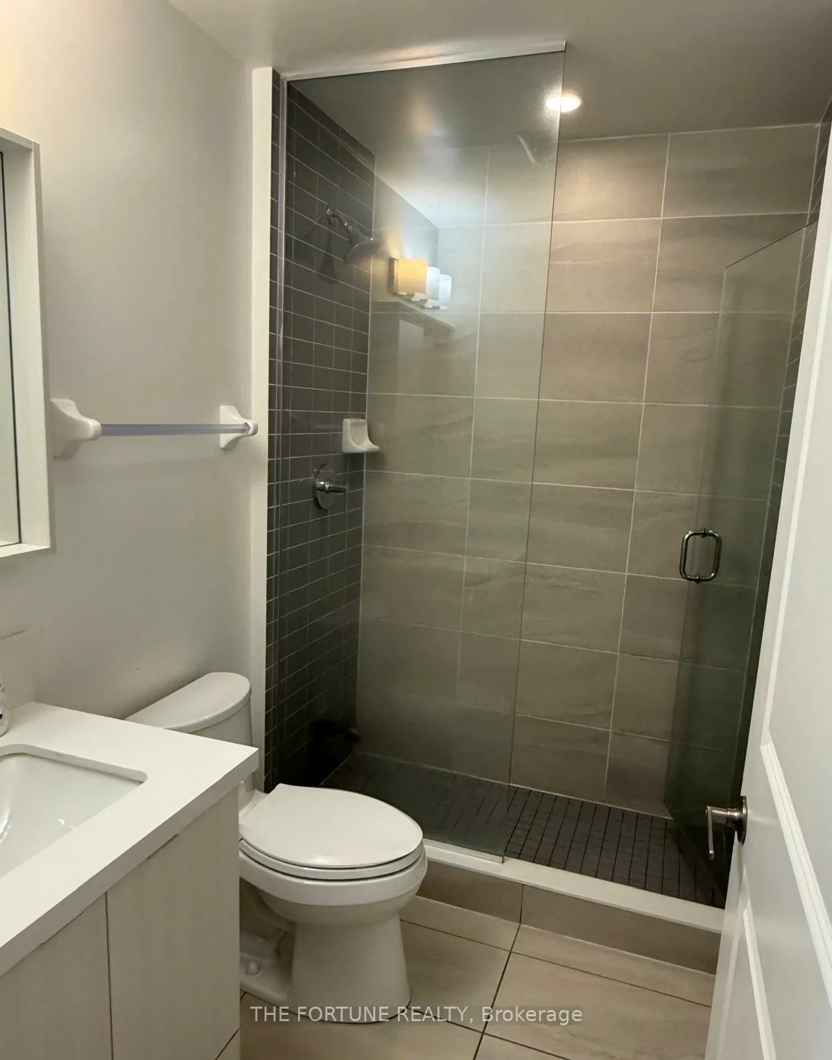 4677, Glen Erin, Central Erin Mills, Mississauga
