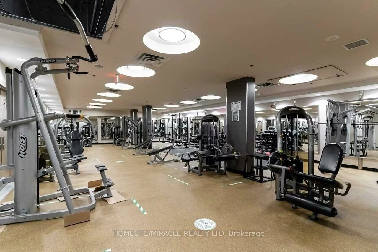 80, absolute, City Centre, Mississauga