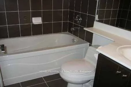 80, absolute, City Centre, Mississauga