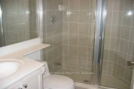 80, absolute, City Centre, Mississauga