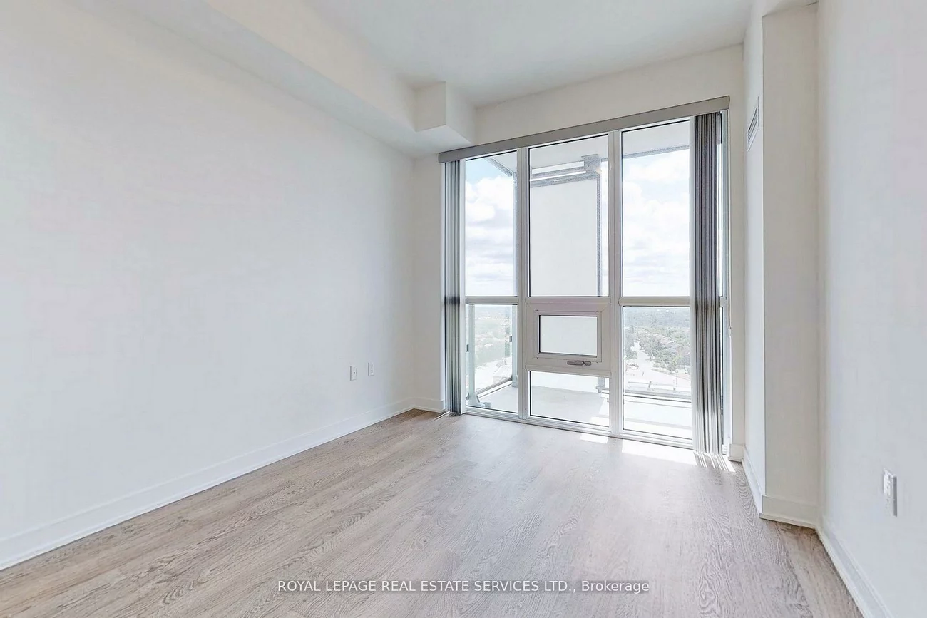 4677, Glen Erin, Central Erin Mills, Mississauga