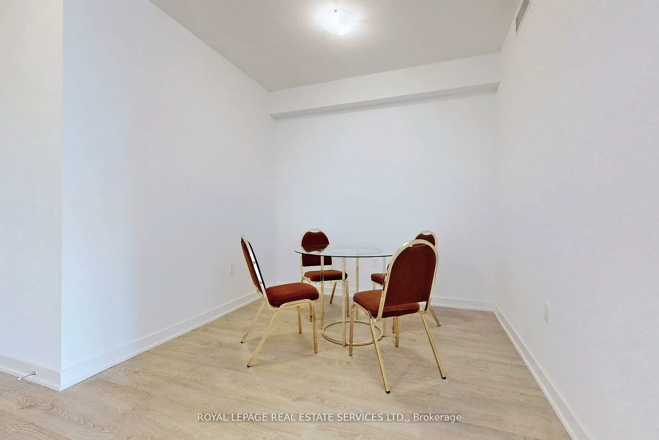 4677, Glen Erin, Central Erin Mills, Mississauga