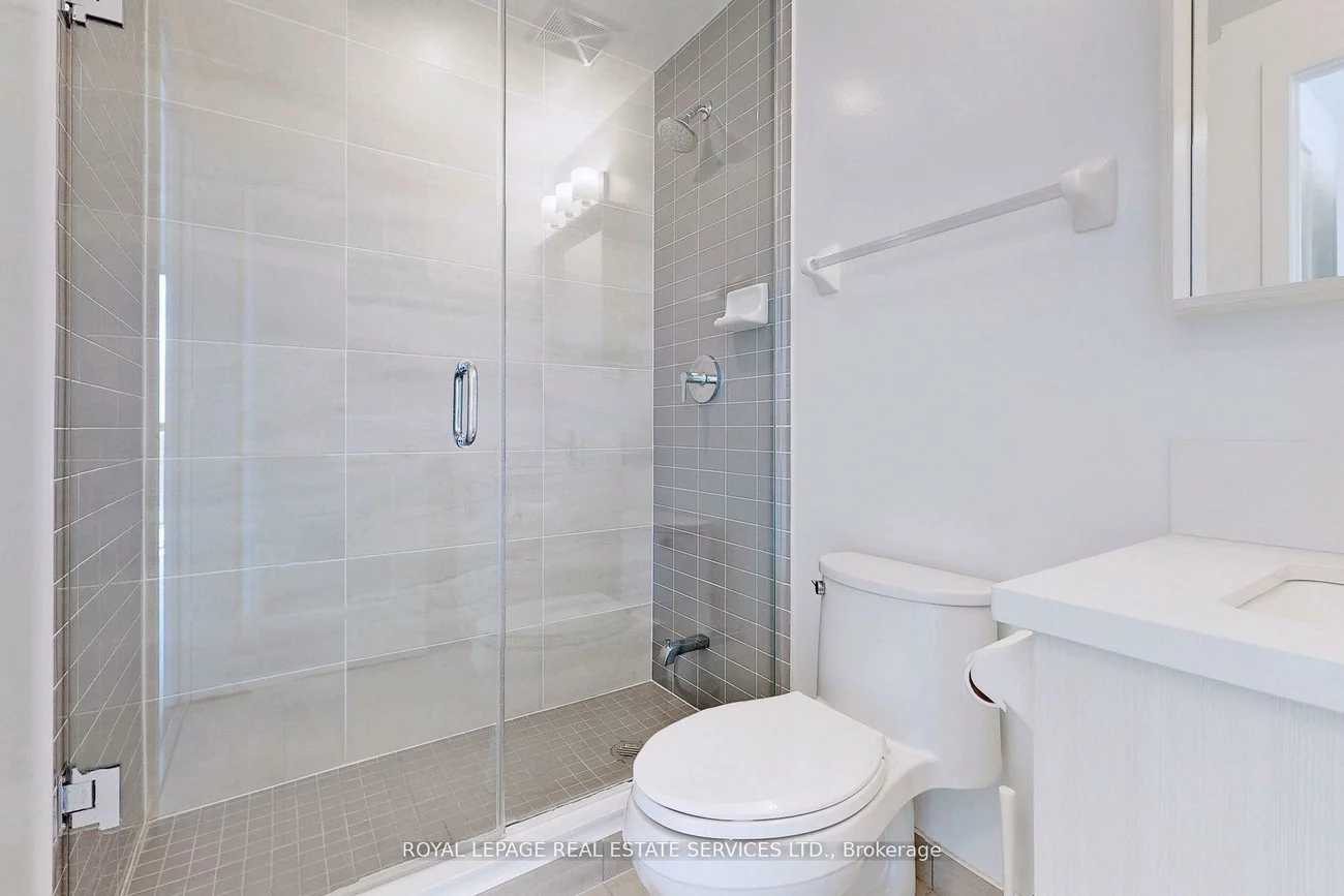 4677, Glen Erin, Central Erin Mills, Mississauga