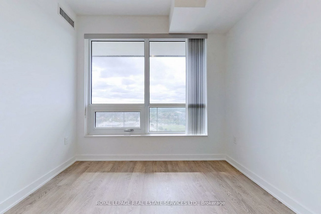 4677, Glen Erin, Central Erin Mills, Mississauga