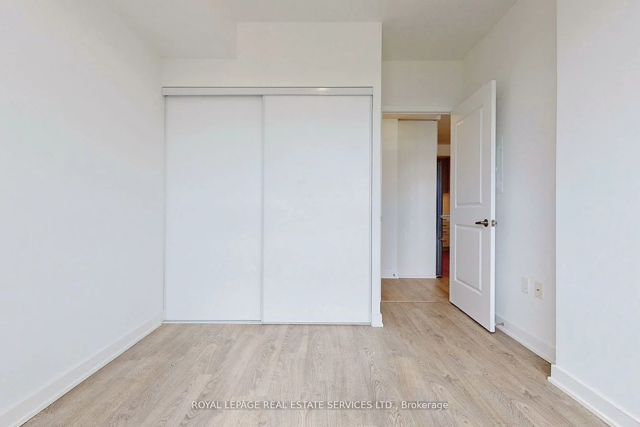 4677, Glen Erin, Central Erin Mills, Mississauga