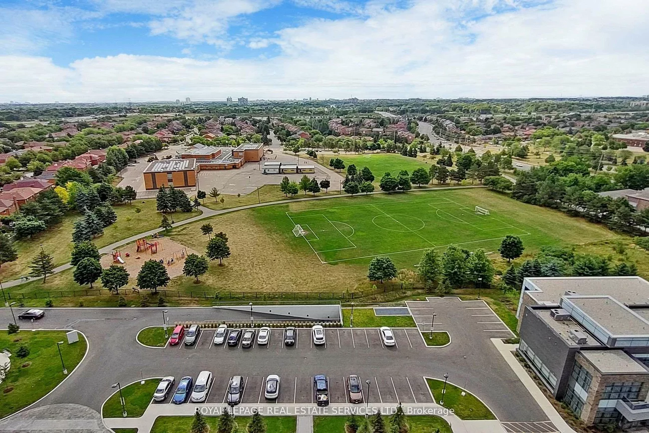 4677, Glen Erin, Central Erin Mills, Mississauga