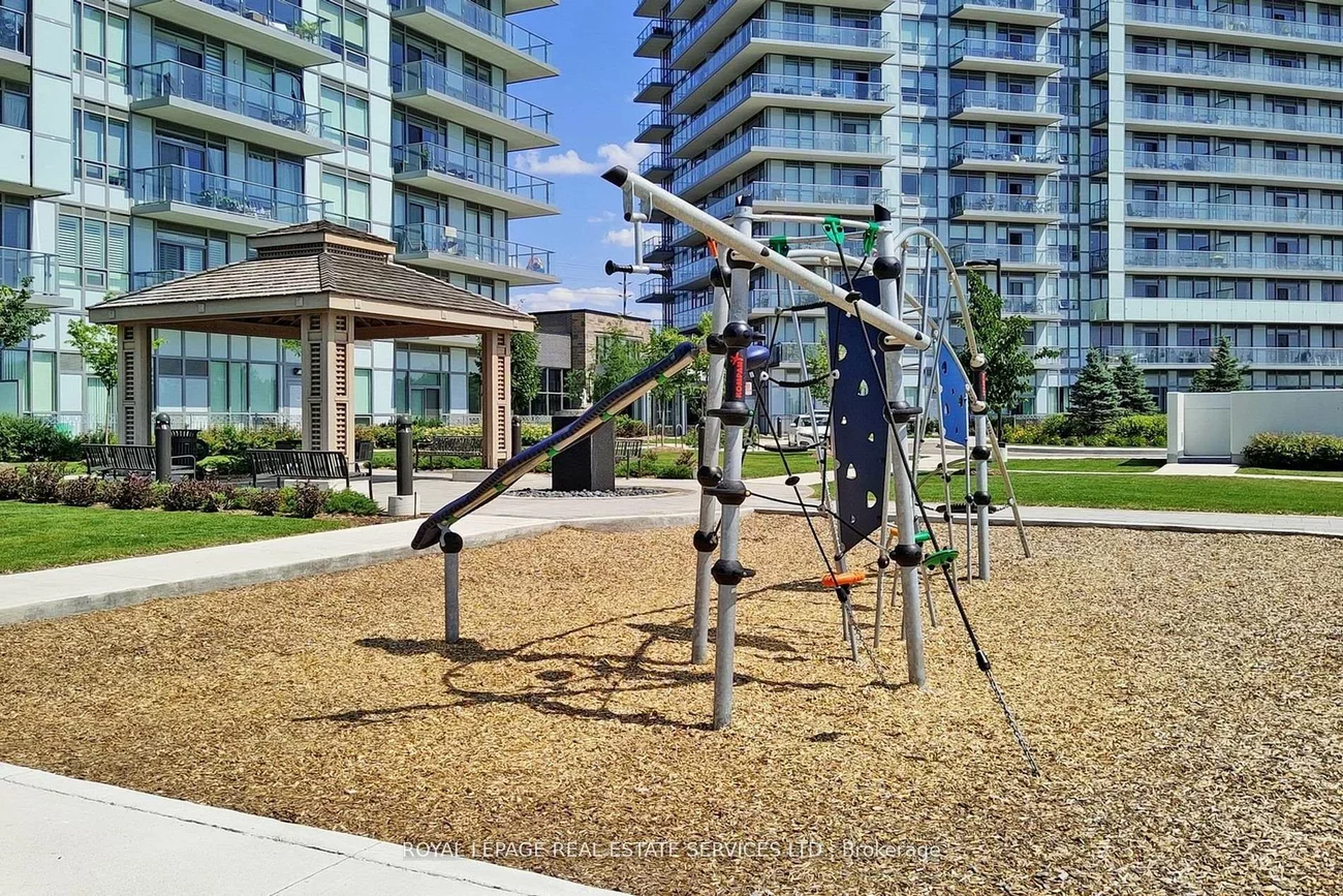 4677, Glen Erin, Central Erin Mills, Mississauga