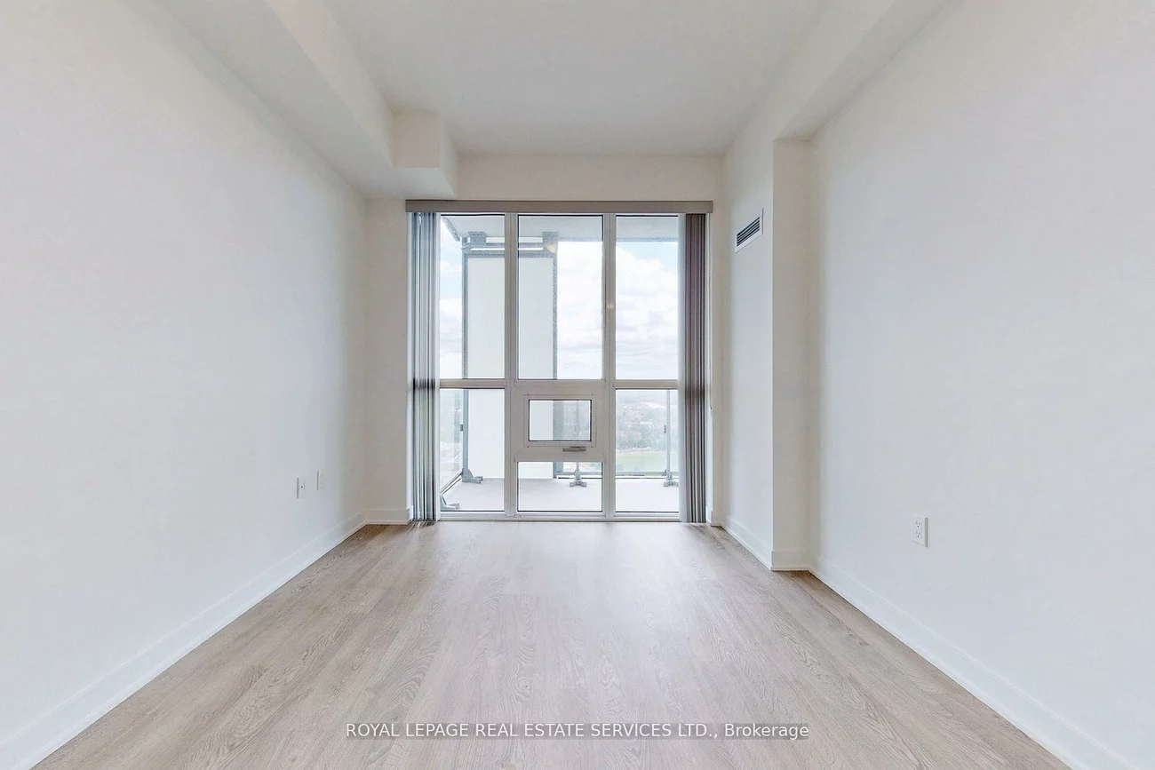 4677, Glen Erin, Central Erin Mills, Mississauga