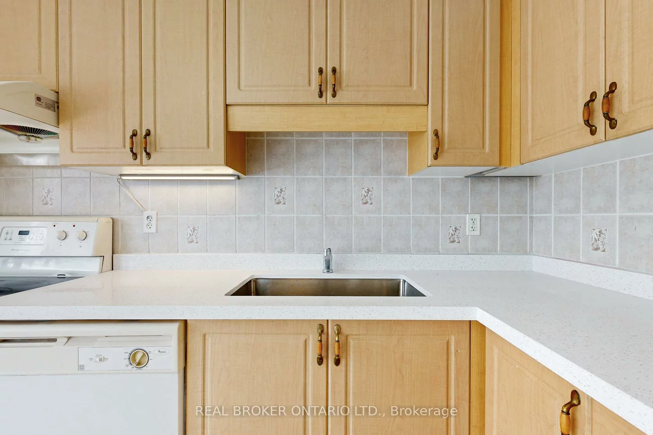 3030, Breakwater, Cooksville, Mississauga