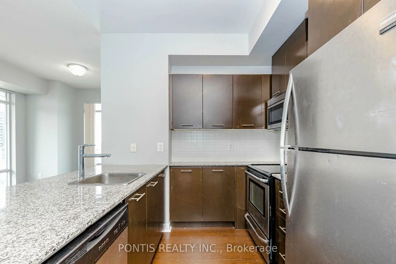 360, Square One, City Centre, Mississauga