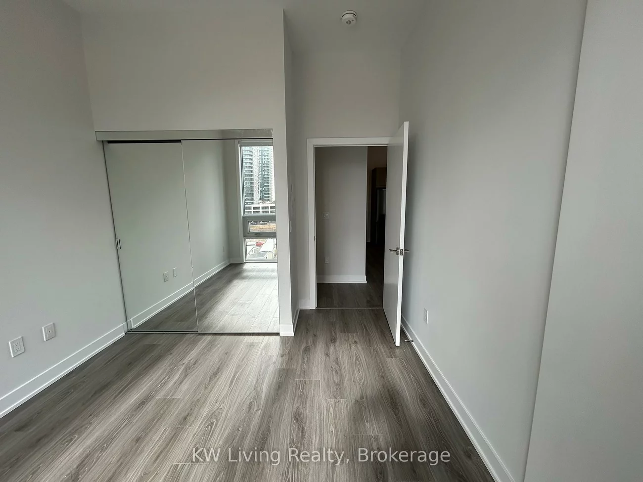 430, Square One, City Centre, Mississauga