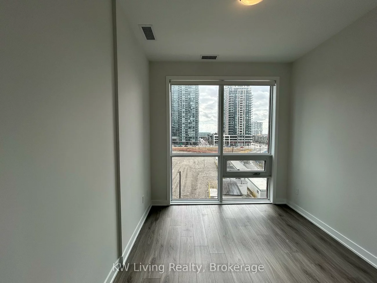 430, Square One, City Centre, Mississauga
