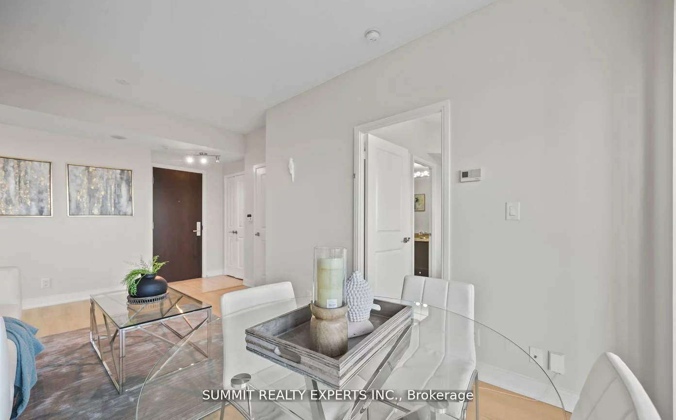 60, Absolute, City Centre, Mississauga