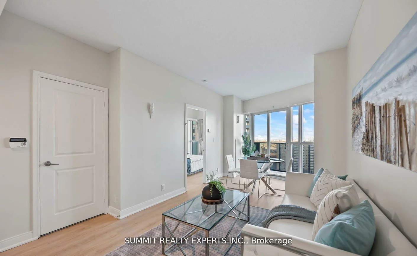 60, Absolute, City Centre, Mississauga