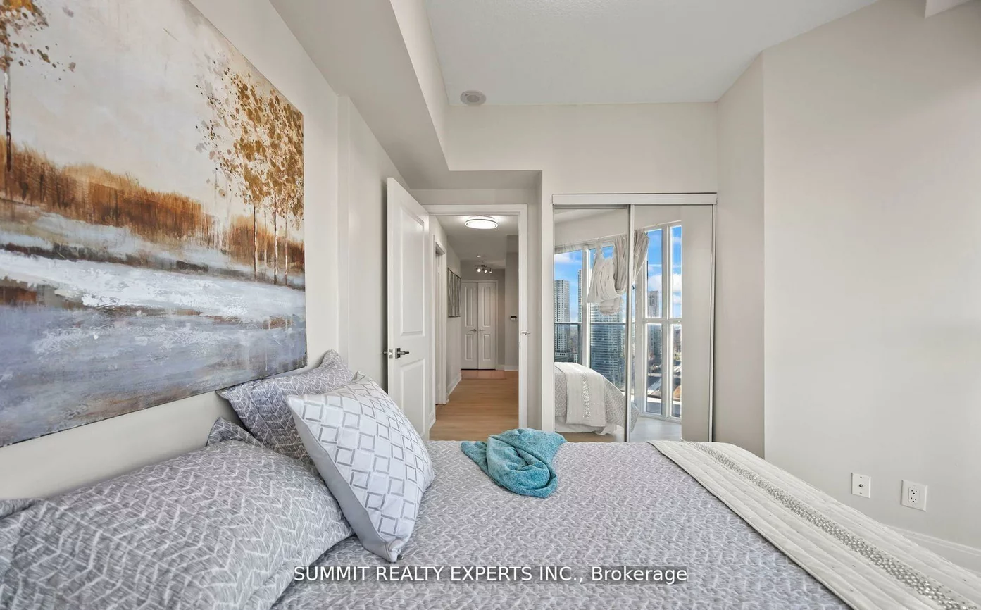 60, Absolute, City Centre, Mississauga