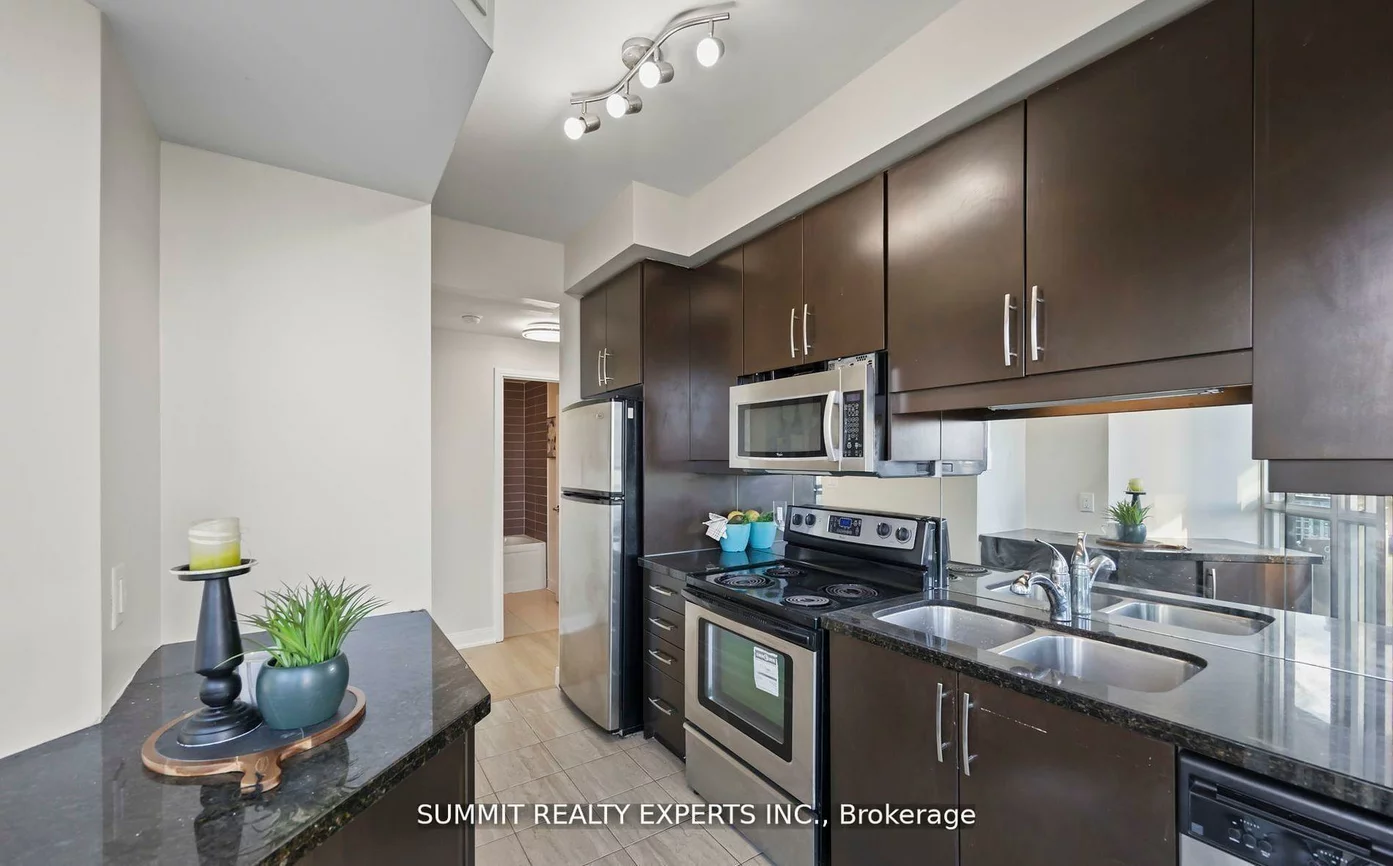 60, Absolute, City Centre, Mississauga