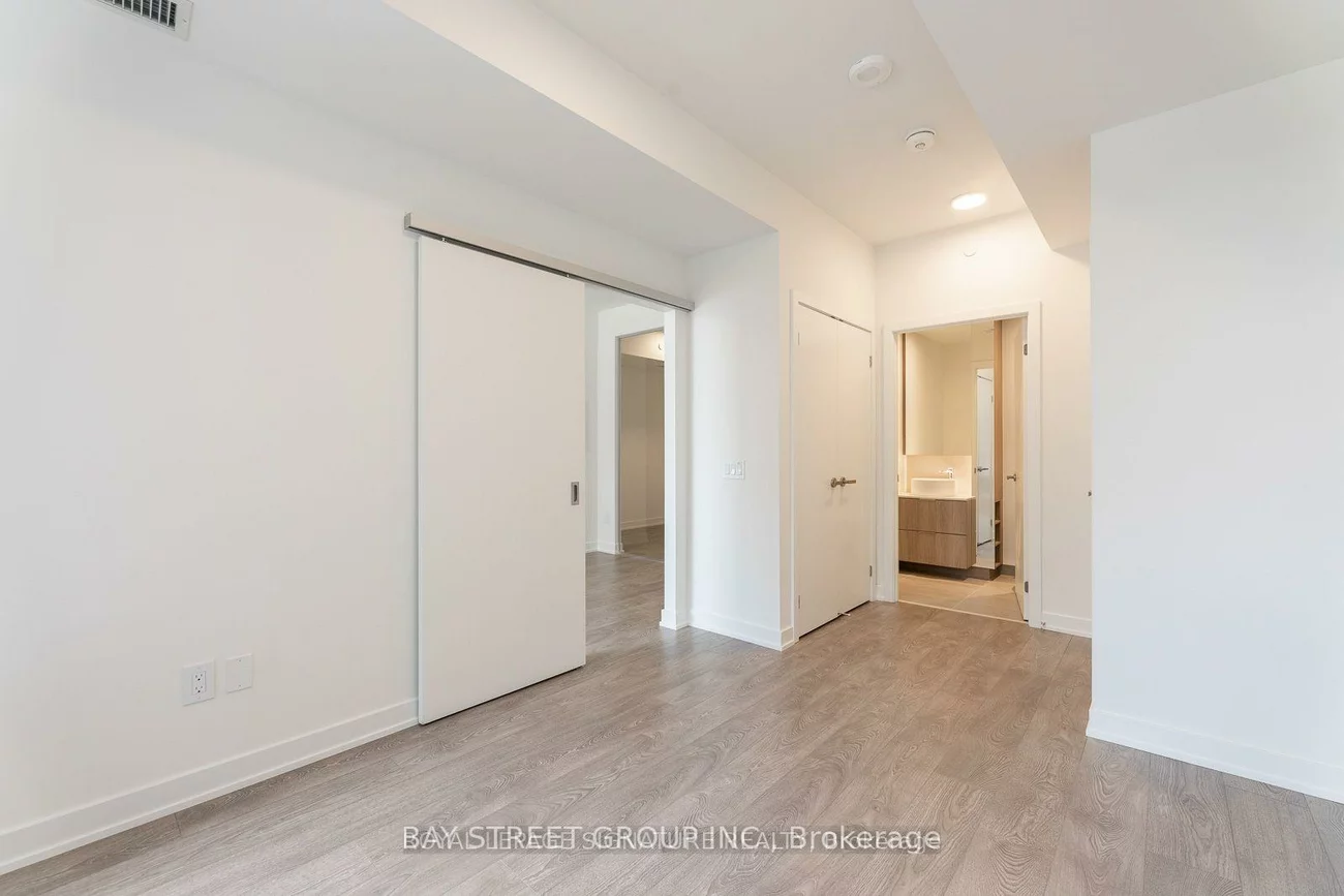 28, Ann, Port Credit, Mississauga