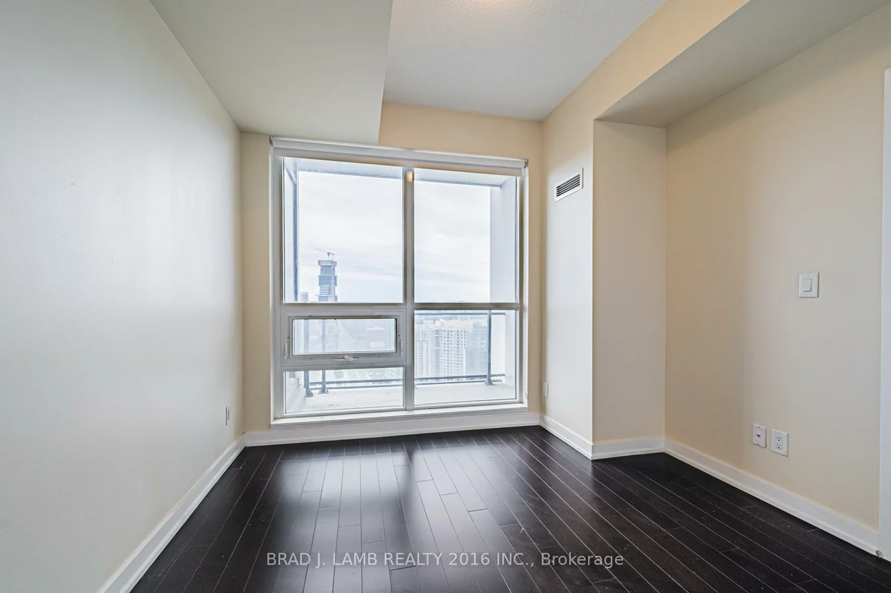 4011, Brickstone, Creditview, Mississauga