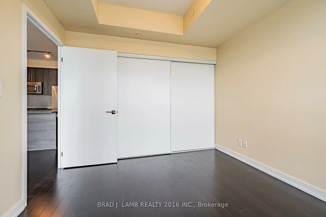 4011, Brickstone, Creditview, Mississauga