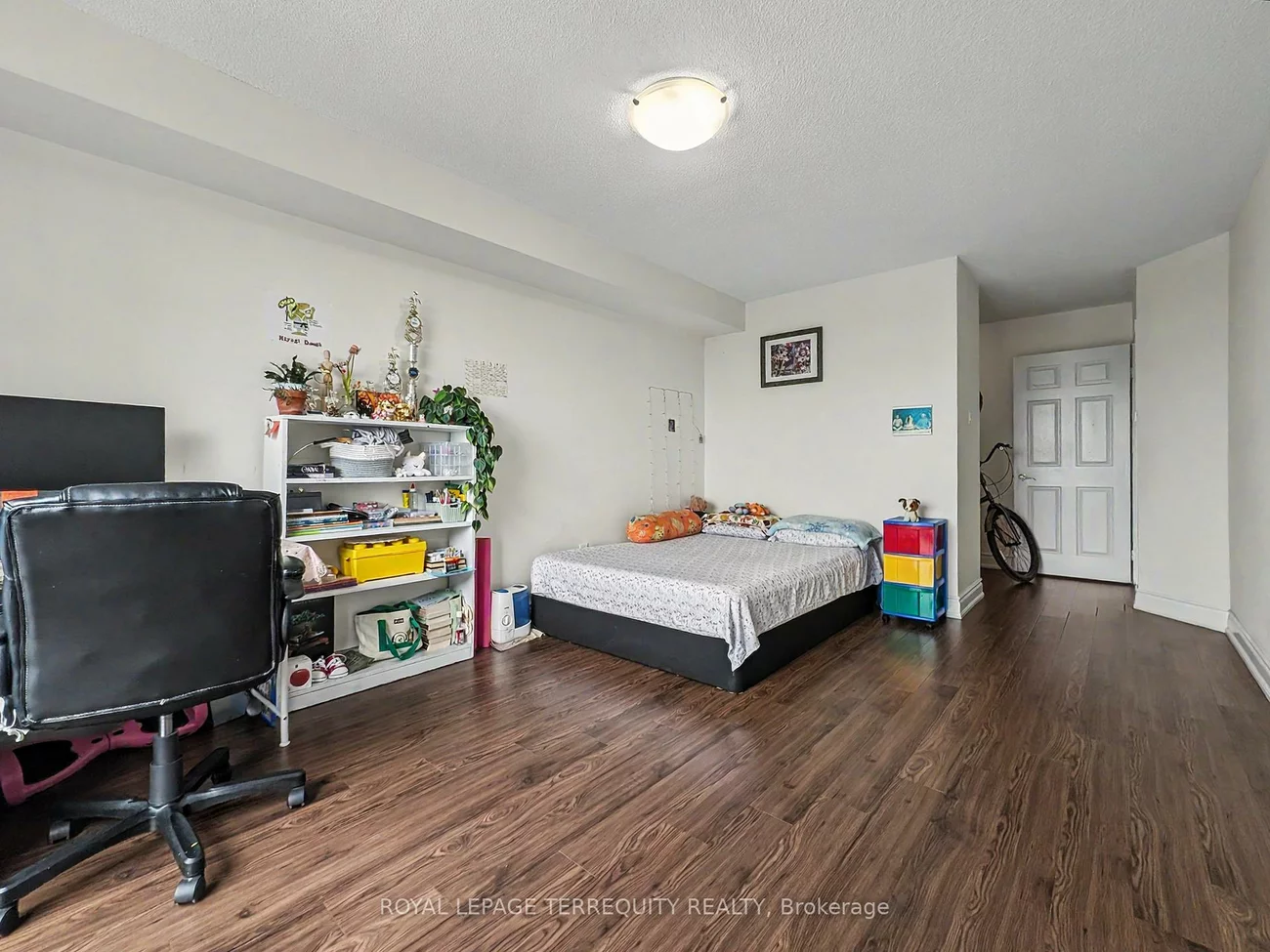 2155, Burnhamthorpe, Erin Mills, Mississauga
