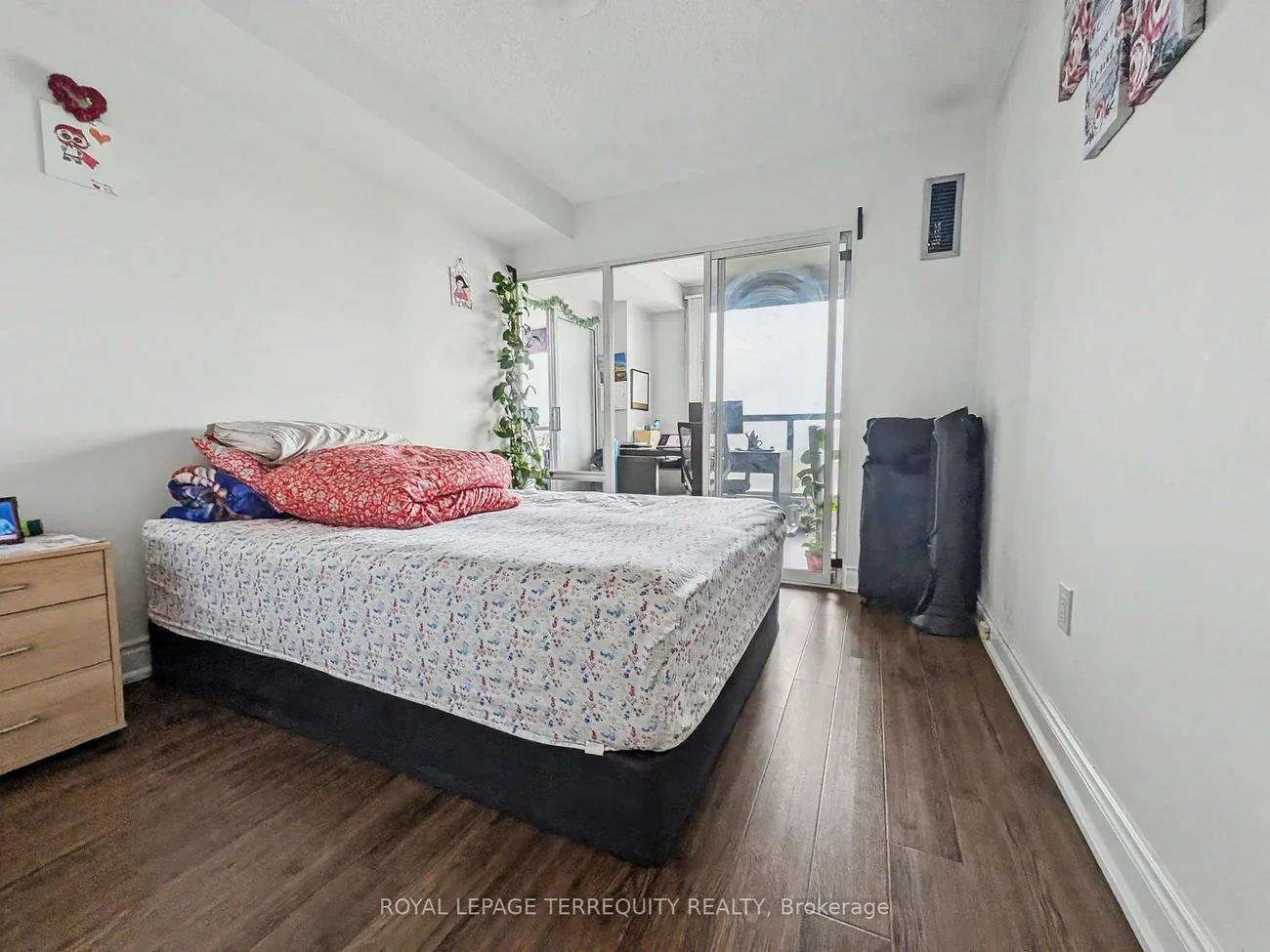 2155, Burnhamthorpe, Erin Mills, Mississauga