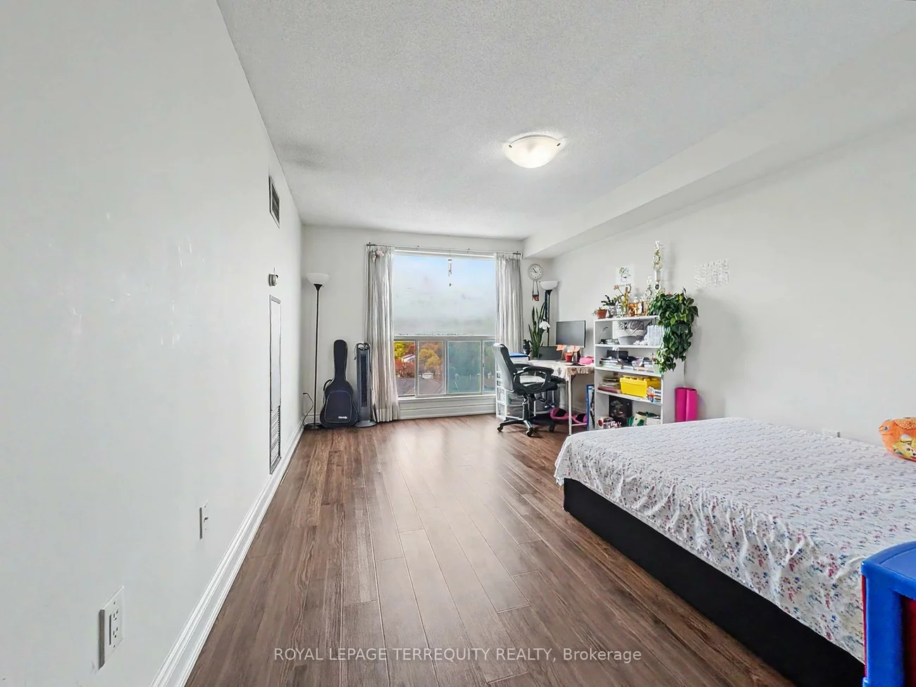 2155, Burnhamthorpe, Erin Mills, Mississauga