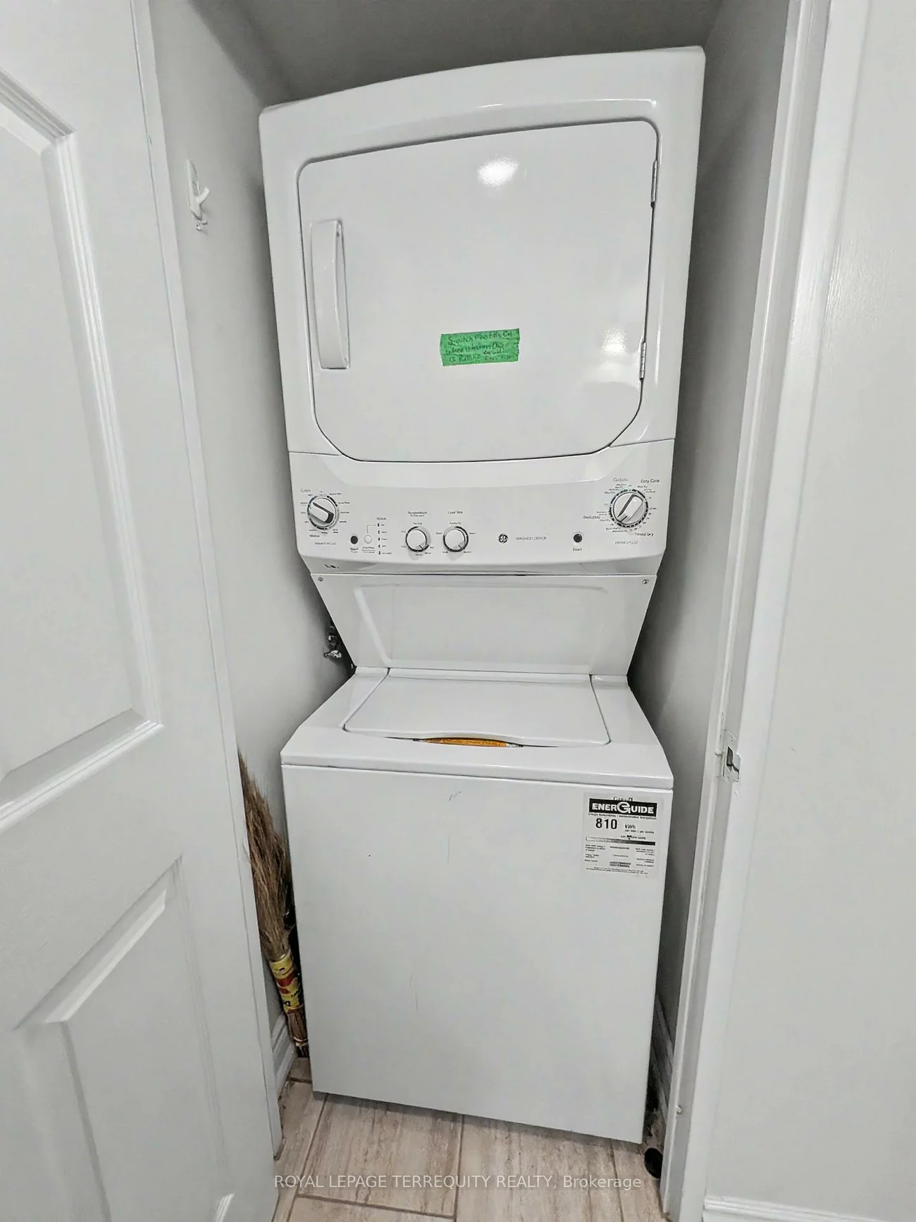 2155, Burnhamthorpe, Erin Mills, Mississauga