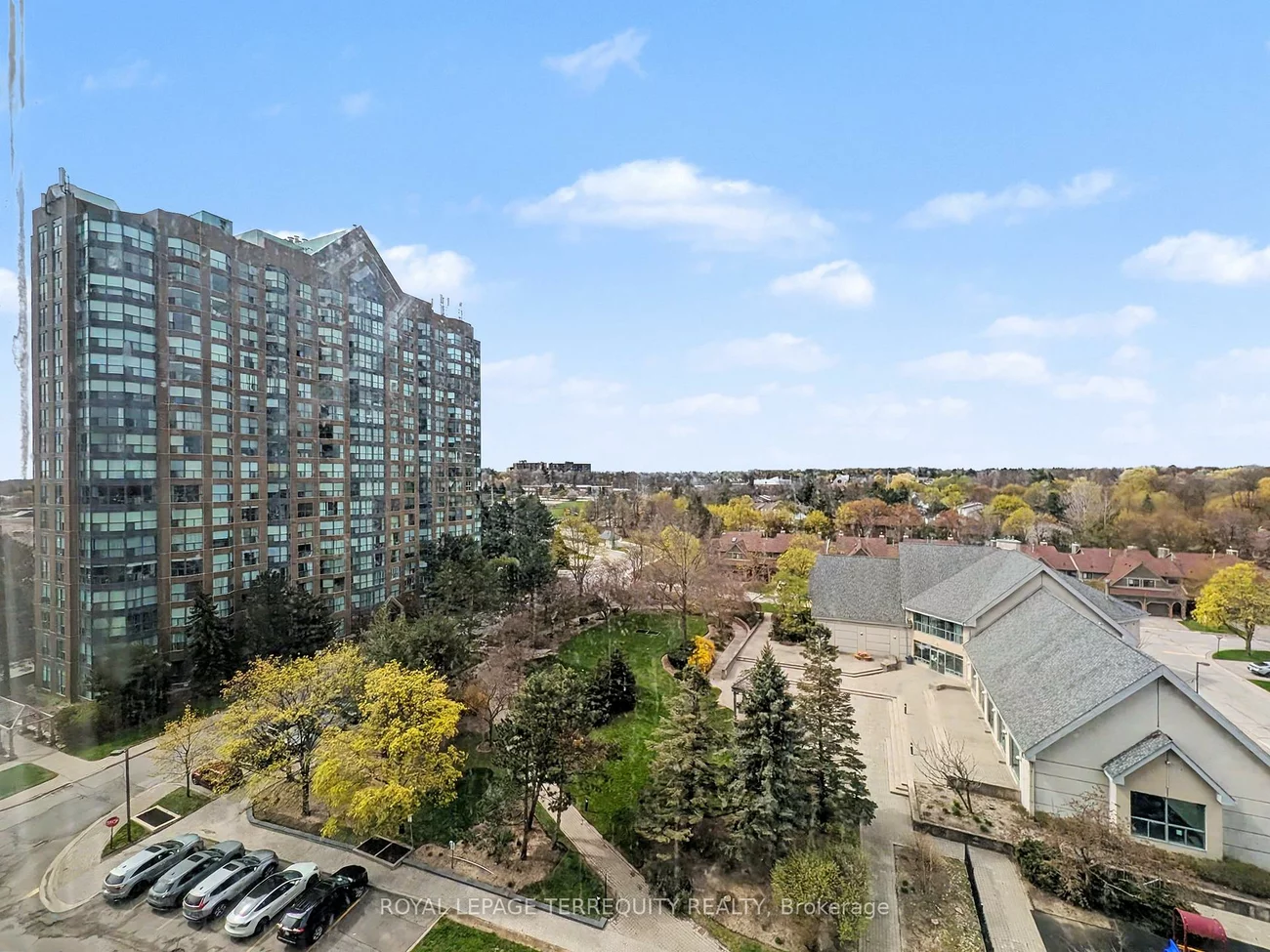 2155, Burnhamthorpe, Erin Mills, Mississauga