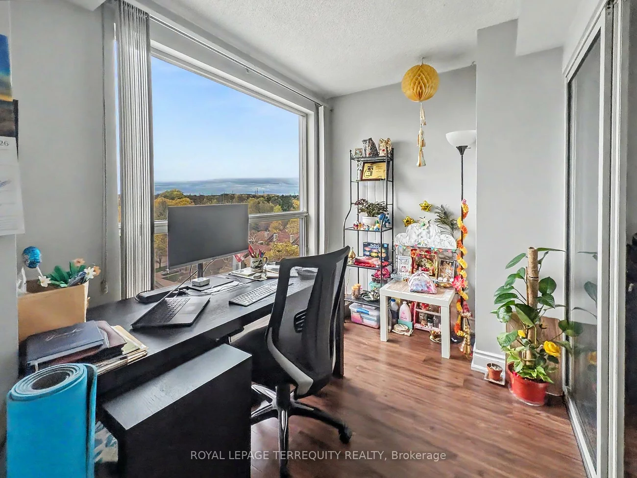 2155, Burnhamthorpe, Erin Mills, Mississauga