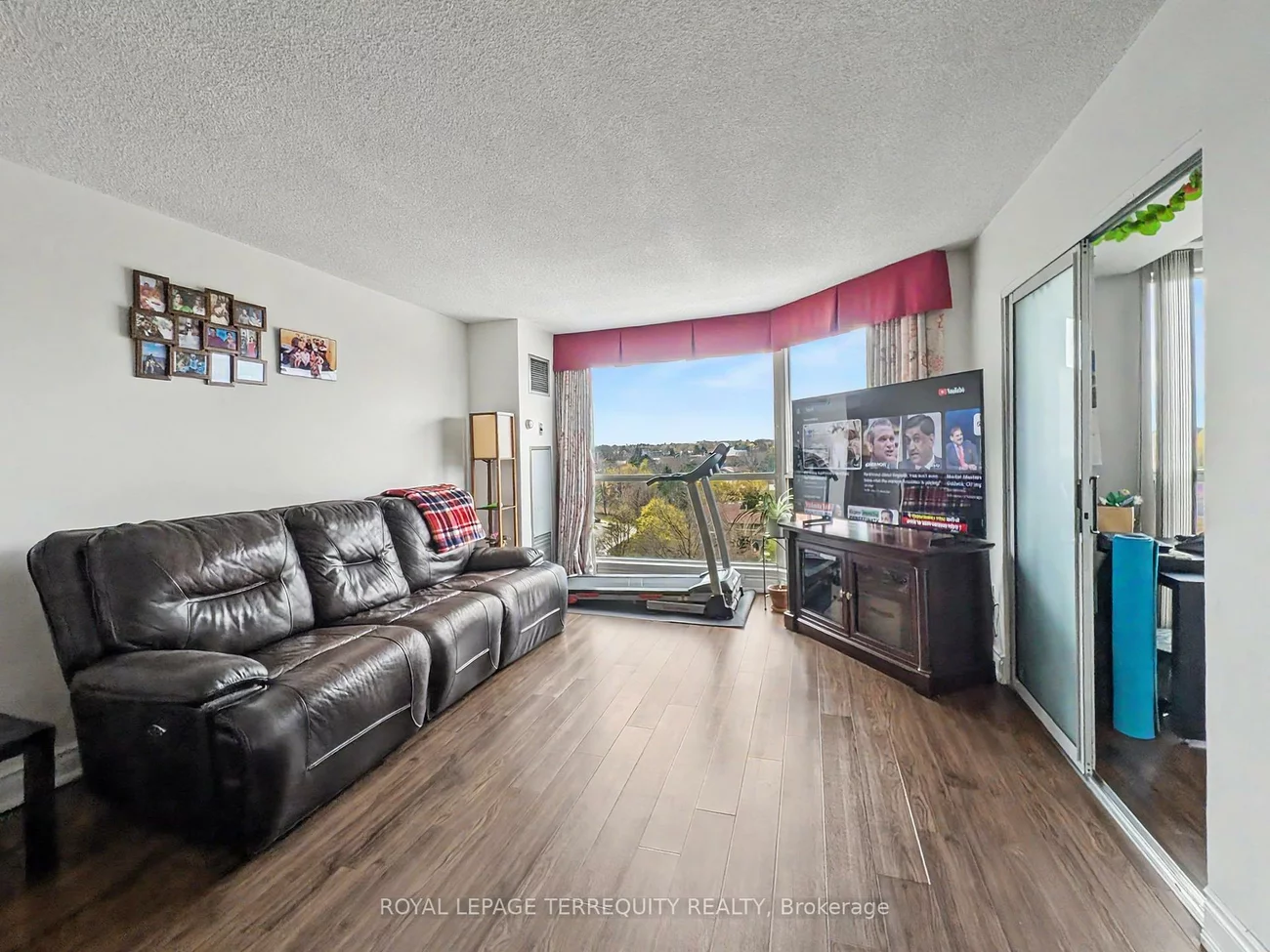 2155, Burnhamthorpe, Erin Mills, Mississauga