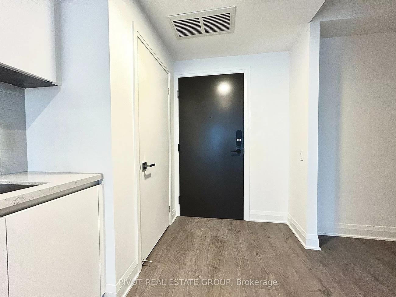 2, Erskine, City Centre, Mississauga