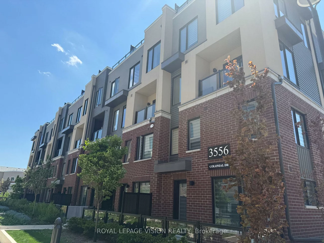 3556, Colonial, Erin Mills, Mississauga