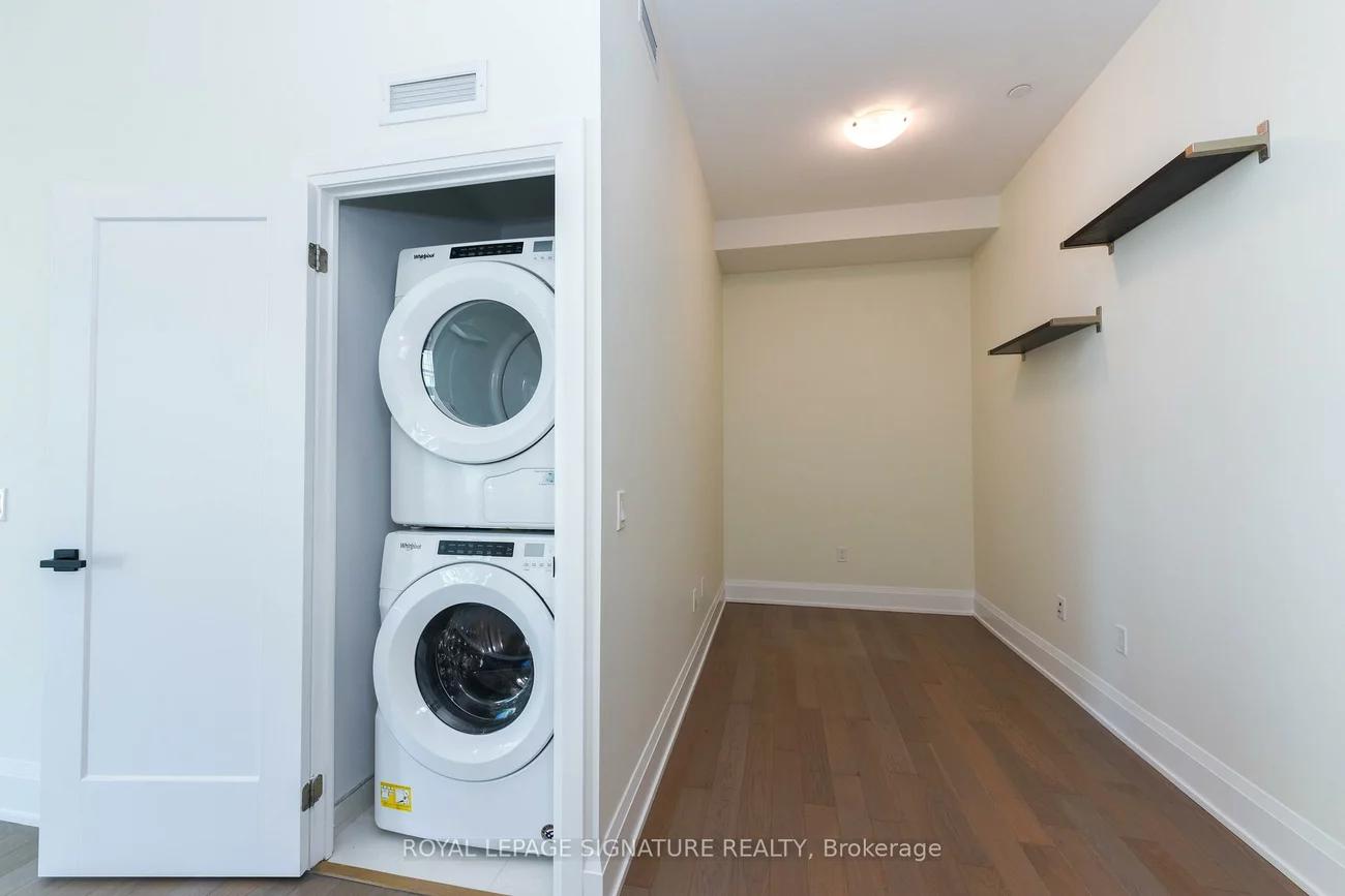 4055, Parkside Village, City Centre, Mississauga