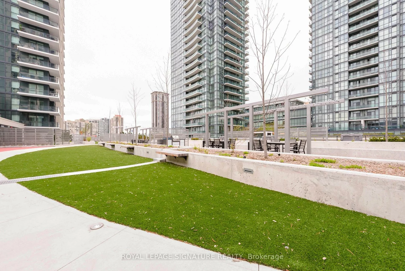 4055, Parkside Village, City Centre, Mississauga