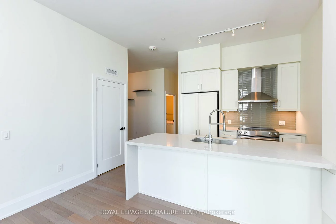 4055, Parkside Village, City Centre, Mississauga