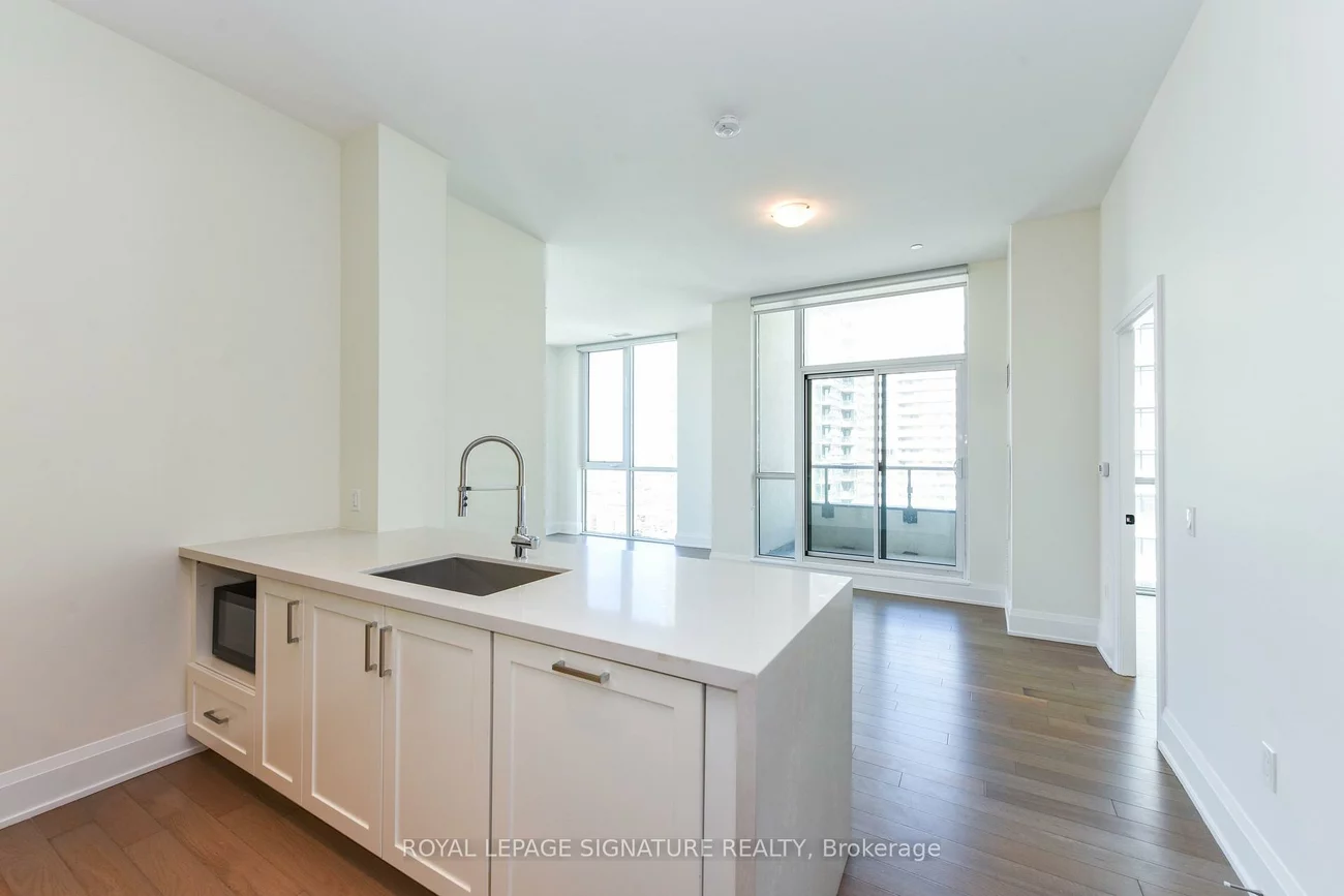 4055, Parkside Village, City Centre, Mississauga