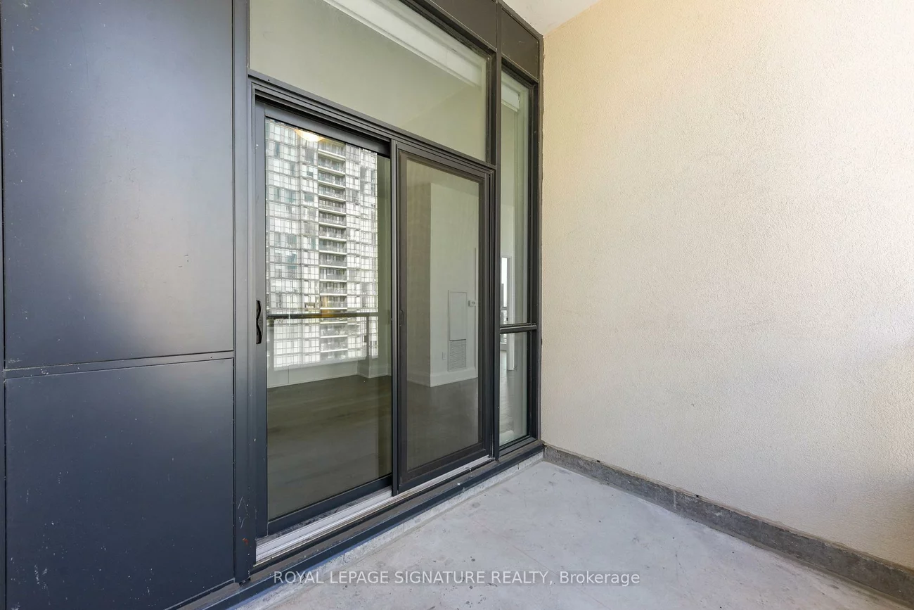 4055, Parkside Village, City Centre, Mississauga