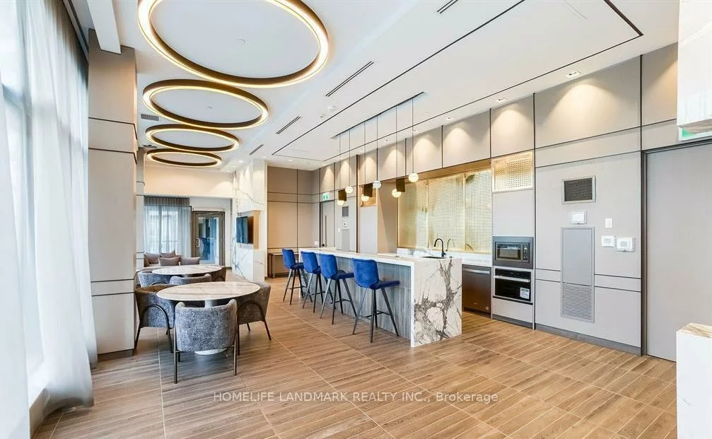 4675, Metcalfe, Central Erin Mills, Mississauga