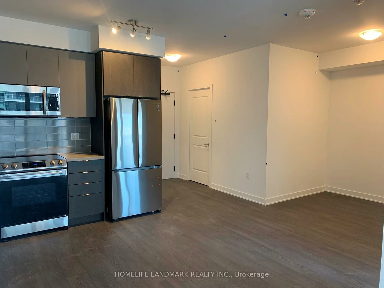 4675, Metcalfe, Central Erin Mills, Mississauga