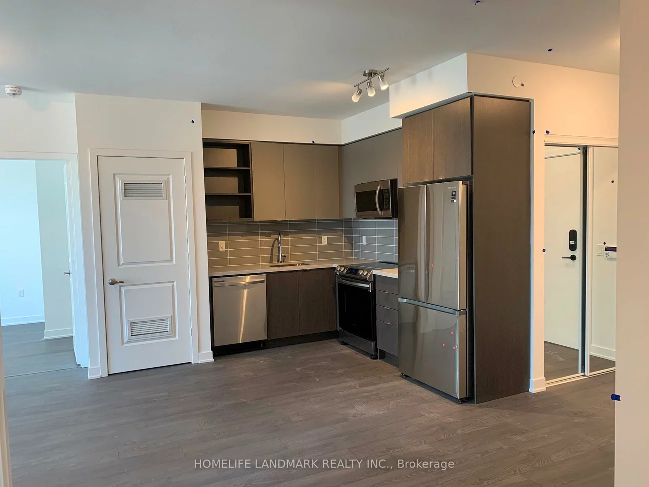 4675, Metcalfe, Central Erin Mills, Mississauga