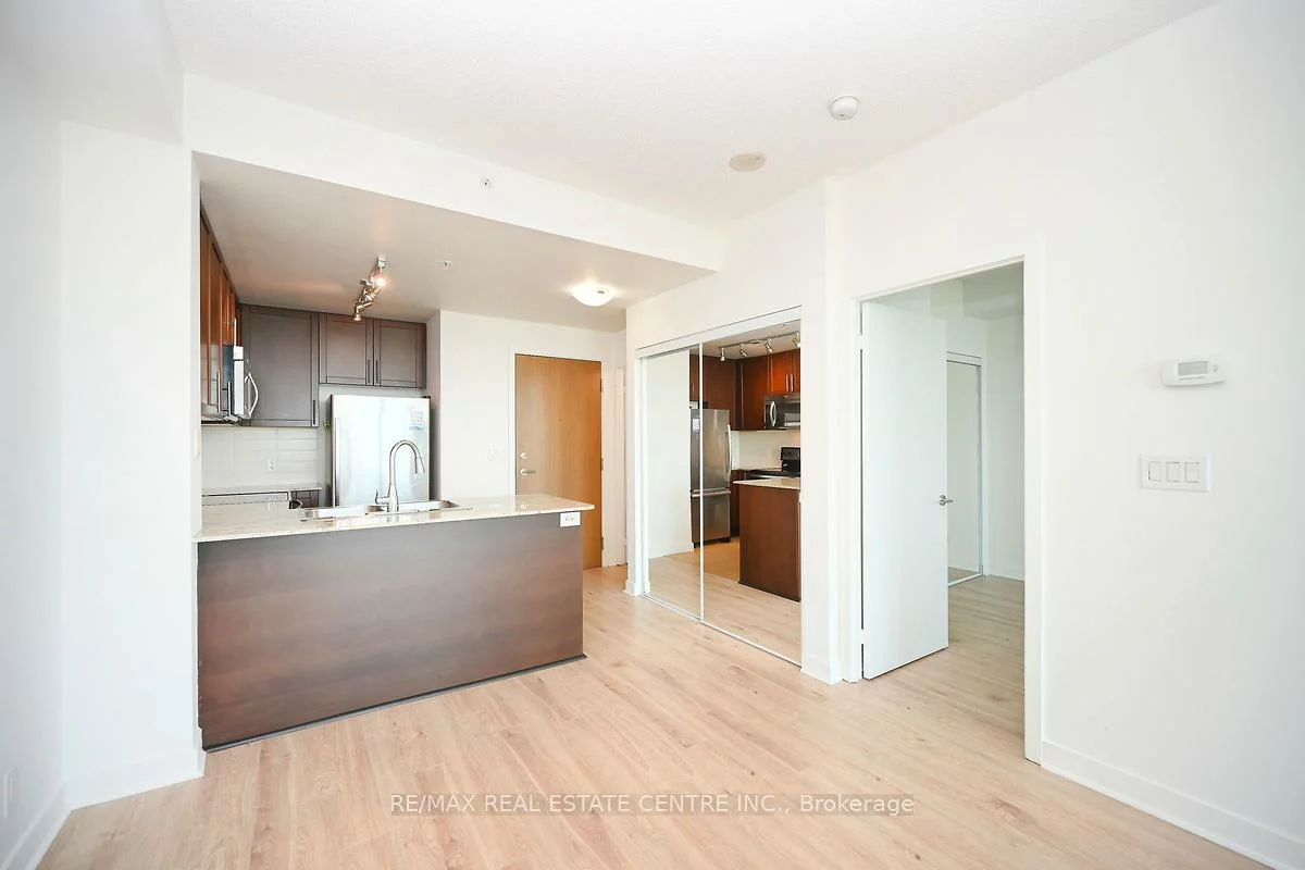 3985, Grand Park, City Centre, Mississauga