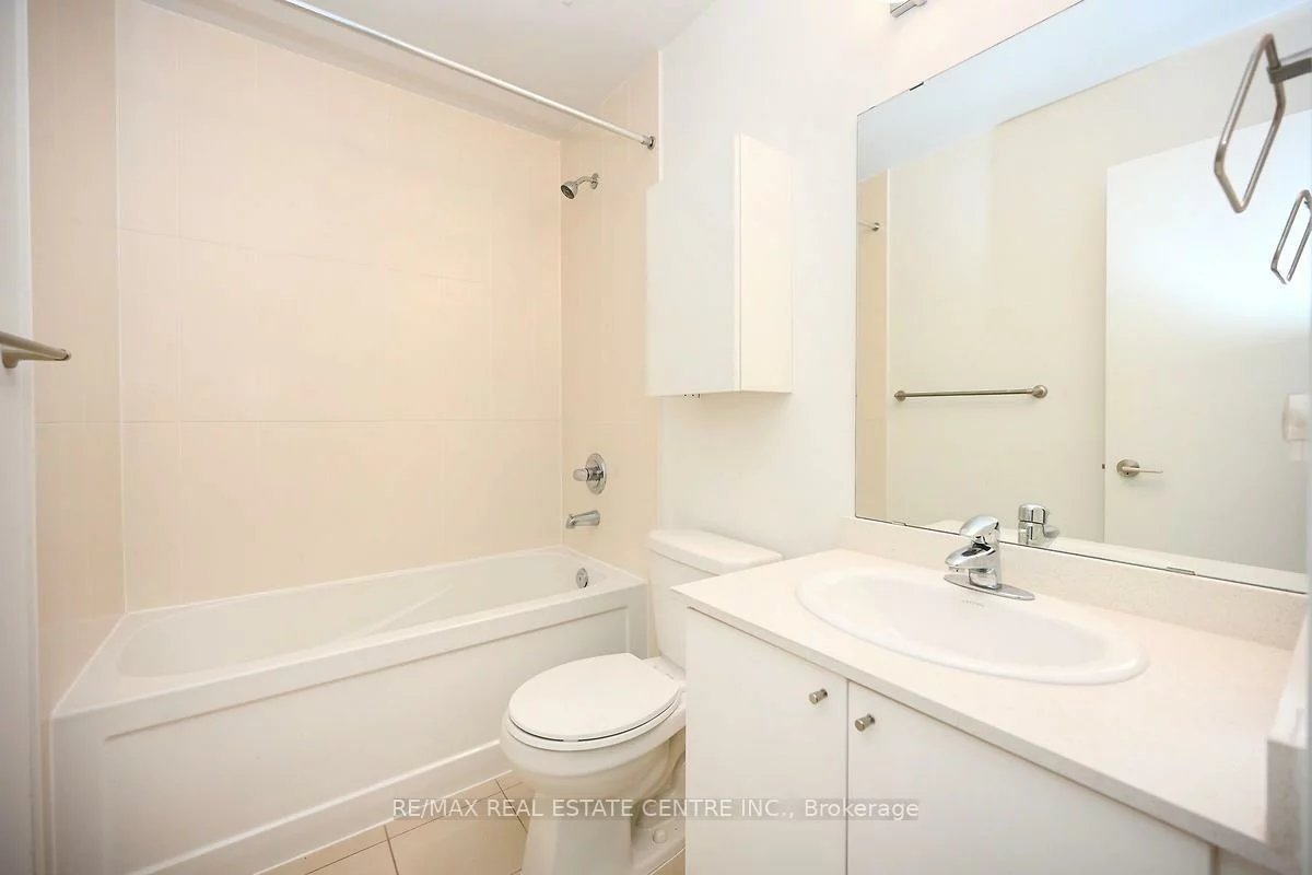 3985, Grand Park, City Centre, Mississauga